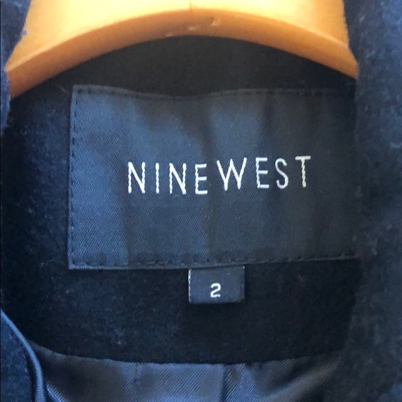 Womens Nine West Wool blend Coat Black
Size 2 - Picture 7 of 8